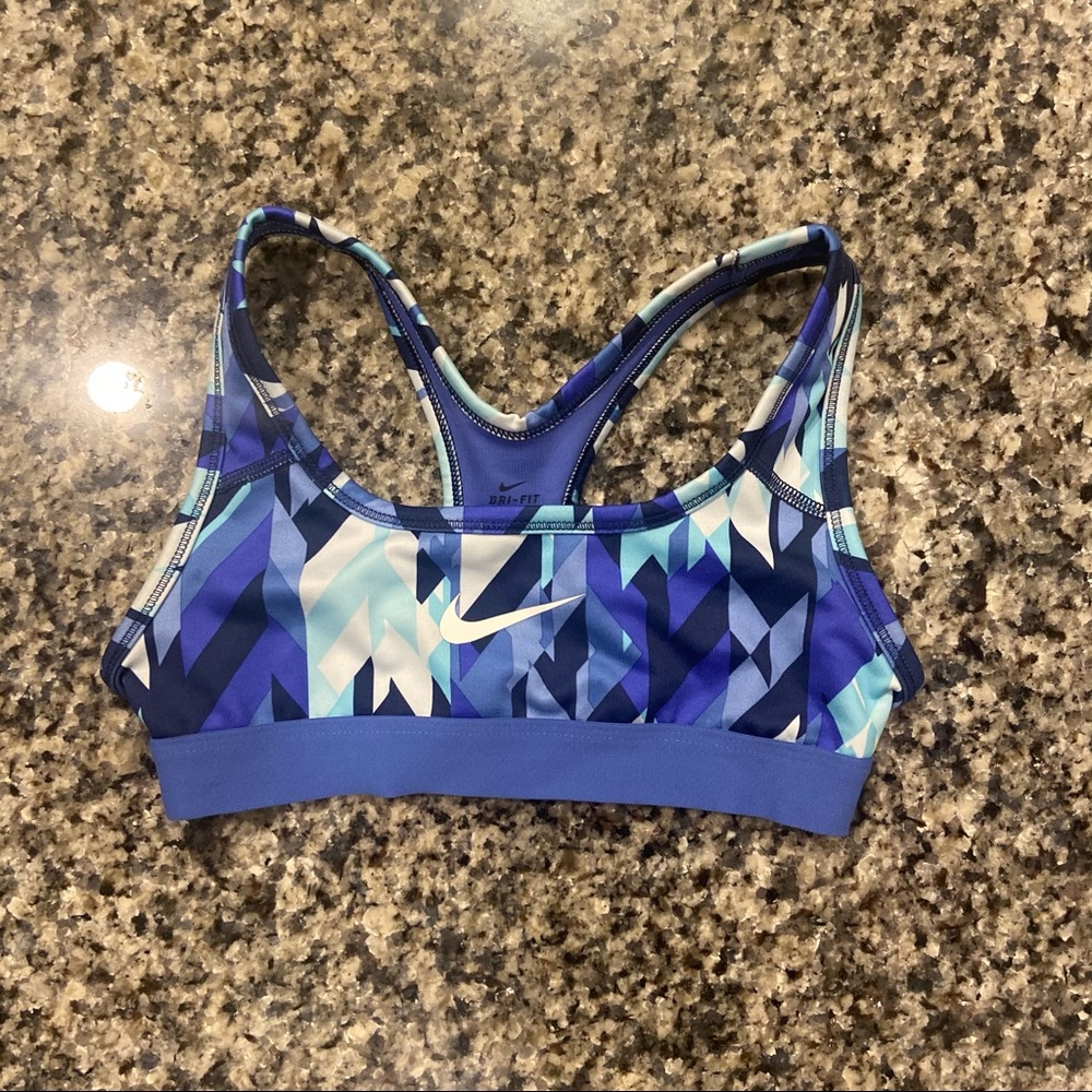 nike sports bra